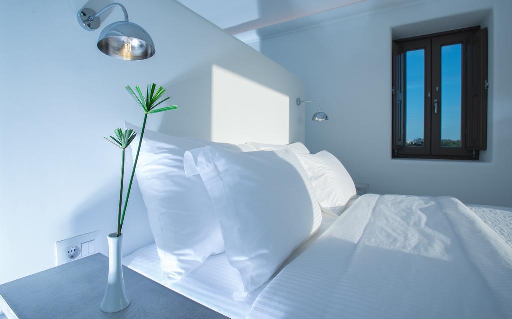 Azar Luxury Villas & Suites Imerovigli  Zewnętrze zdjęcie